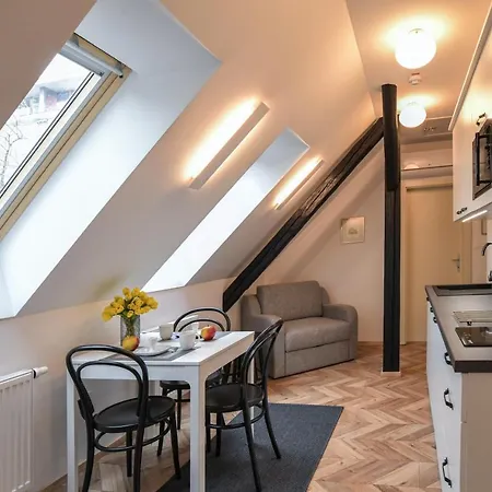 Selena Apartman